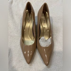 Comfort plus by Predictions women’s size 13 nude/beige heel. Worn once. No box.